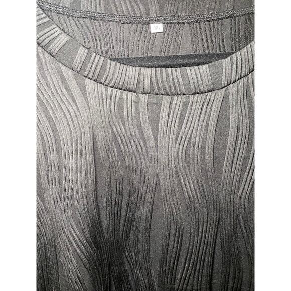 Chico's - Black Textured Quarter Sleeve Top - XL - Picture 3 of 14